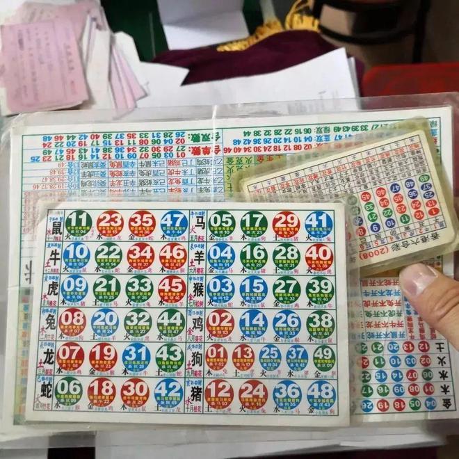 香港澳門彩網(wǎng)，探索彩票行業(yè)的魅力與機遇，香港澳門彩網(wǎng)，探索彩票魅力的無限機遇